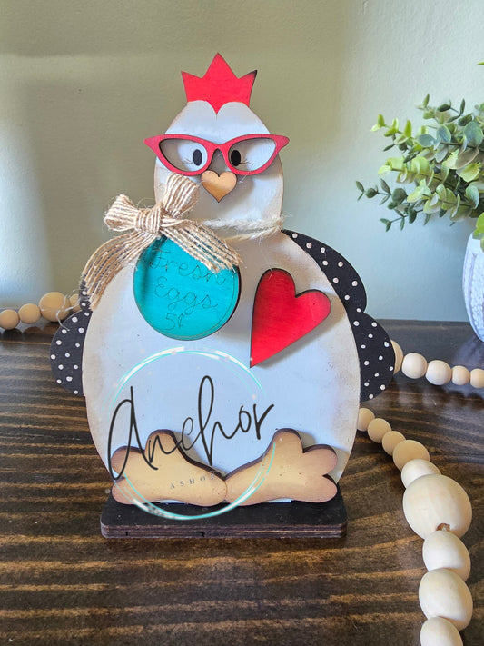Momma Hen Shelf Sitter